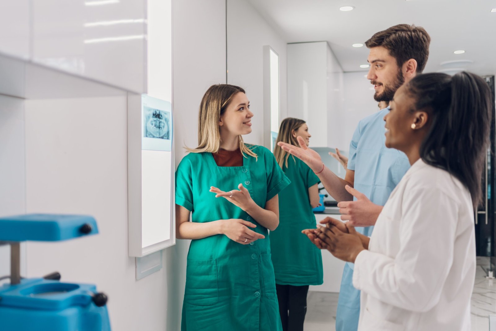 studio dentistico denti del giudizio